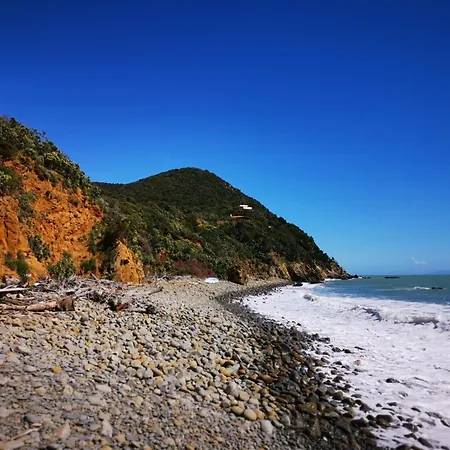 Bilocale Vista Mare 6 Posti Letto! Monolocale Vista Mare 4 Posti Letto! * Punta Ala