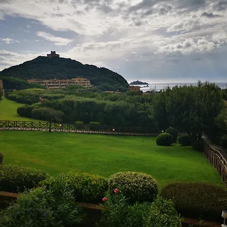 Appartement Bilocale Vista Mare 6 Posti Letto! Monolocale Vista Mare 4 Posti Letto! Punta Ala